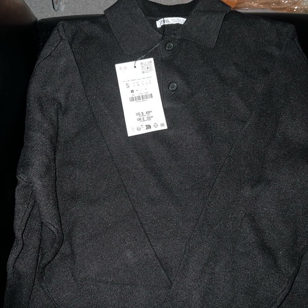 Zara men’s long sleeveve polo sweater